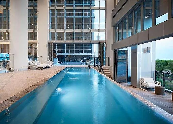 Sentral Michigan Avenue Hotel 3*