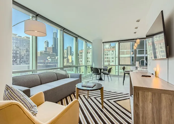 Sentral Michigan Avenue Hotel