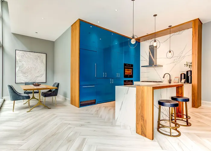Hotel Sentral Michigan Avenue 3*