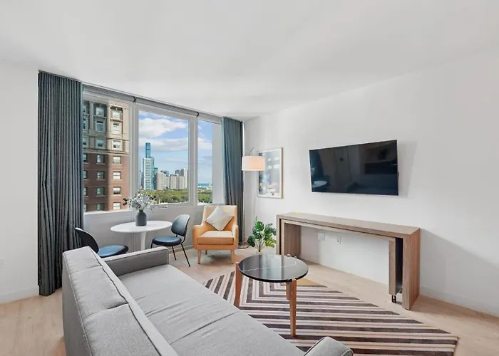 Hotel Sentral Michigan Avenue 3*