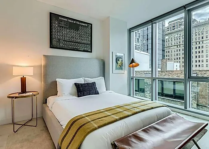 Hotel Sentral Michigan Avenue